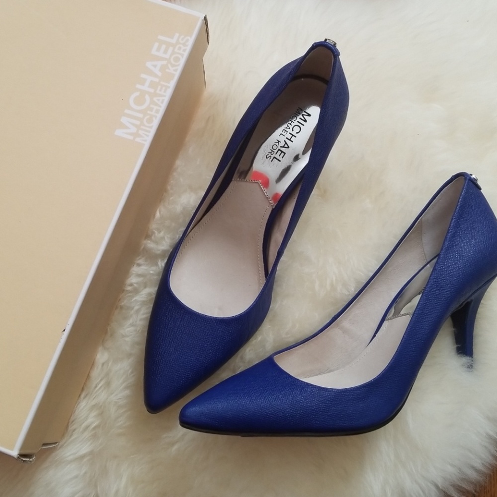 New Michael Kors Flex Mid Pump 7.5 size